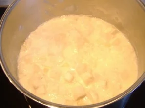 Kalbssteak gratiniert mit Sellerie-Zwiebelmus und Salbeinudeln - Rezept - Bild Nr. 2