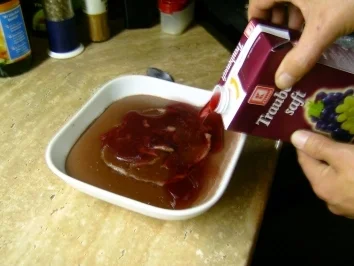 Schokopudding mit Träublesaft - Rezept