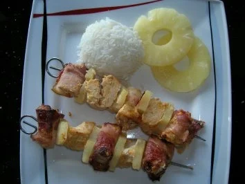 Rezept: Putenspieße mit Ananas Putenspieße mit Ananas - Rezept