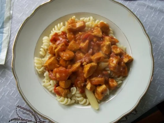 Rezept: Scharfes Hähnchenragout Bild Nr. 4 Scharfes Hähnchenragout - Rezept - Bild Nr. 4