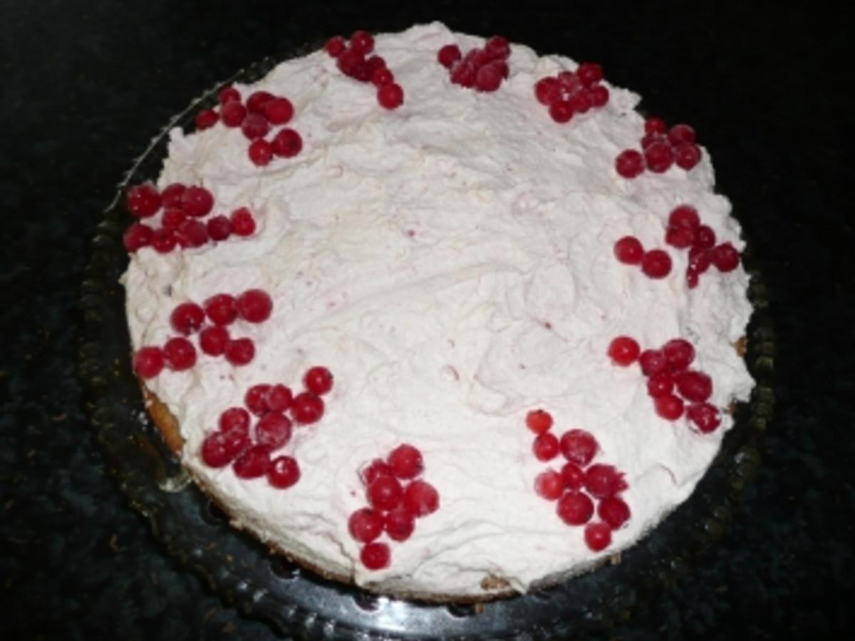 Johannisbeer-Sahne-Torte - Rezept mit Bild - kochbar.de