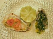 Auster mit Tomaten-Knoblauch gratiniert und roh mit Kerbel-Schalottenvinaigrette - Rezept