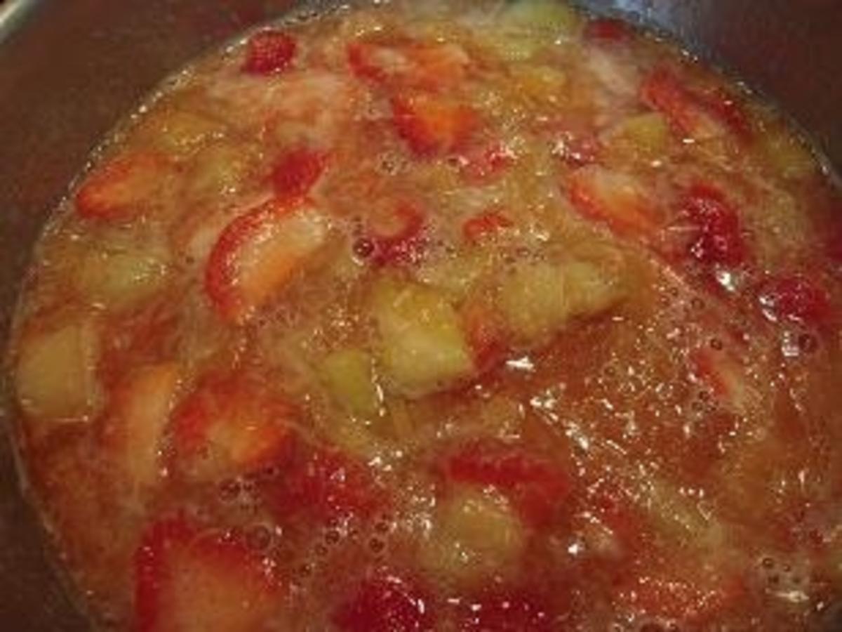 Bilder für Rhabarber-Erdbeer-Kompott Rezept