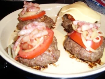 Rezept: Überbackene Hacksteaks Bild Nr. 3 Überbackene Hacksteaks - Rezept - Bild Nr. 3