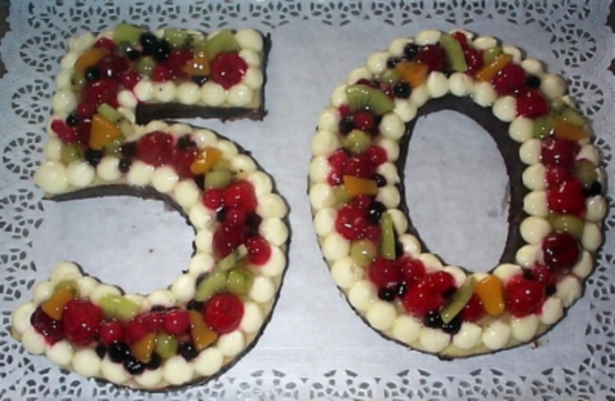 Obstkuchen als Zahl mit Mailänderteig - Rezept