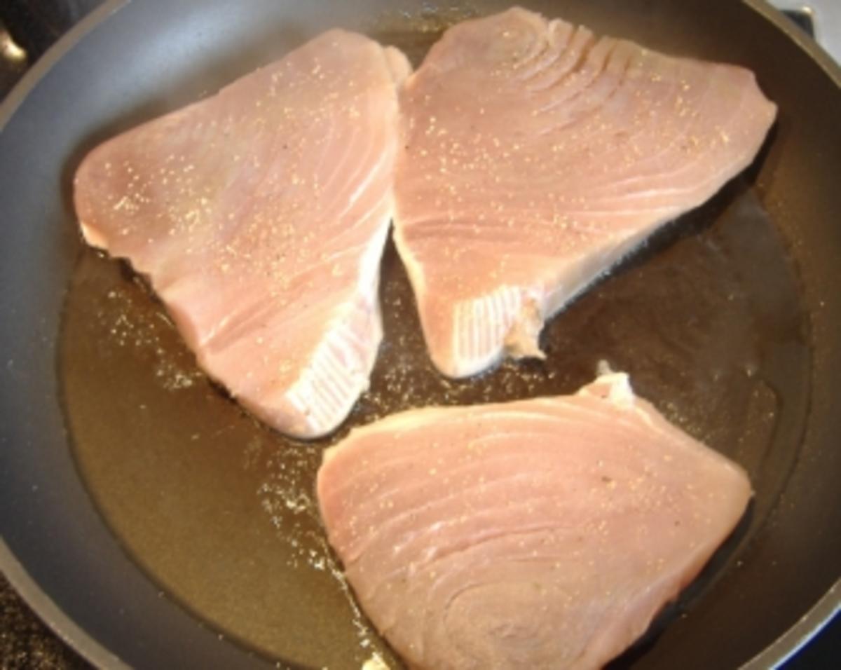 Pfeffriger Thunfisch in süß-saurer Sauce - Rezept - Bild Nr. 2
