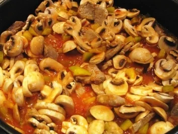 Schweinefilet in Joghurtsauce mit Champignos und Paprika - Rezept - Bild Nr. 4