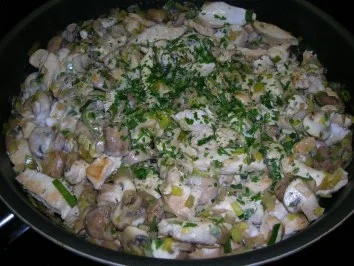 Rezept: Pute mit Champignon an Knoblauchcreme Pute mit Champignon an Knoblauchcreme - Rezept