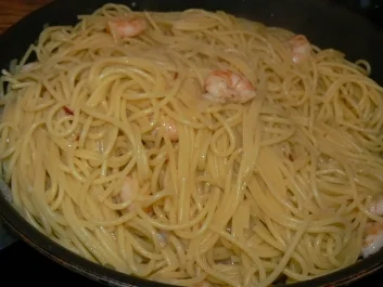 Nudelpfanne mit Garnelen und grünem Spargel - Rezept - Bild Nr. 3