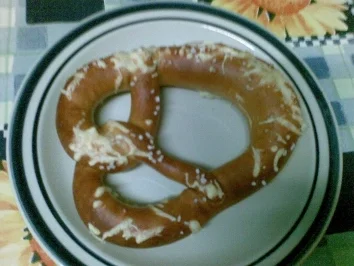 Rezept: Feierabend-Brezel Bild Nr. 2 Feierabend-Brezel - Rezept - Bild Nr. 2