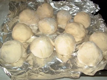 Rezept: Erdbeerknödel auf Mangospiegel Bild Nr. 4 Erdbeerknödel auf Mangospiegel - Rezept - Bild Nr. 4