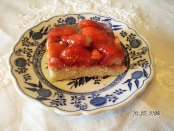 Rezept: Erdbeerschnitten Bild Nr. 2 Erdbeerschnitten - Rezept - Bild Nr. 2