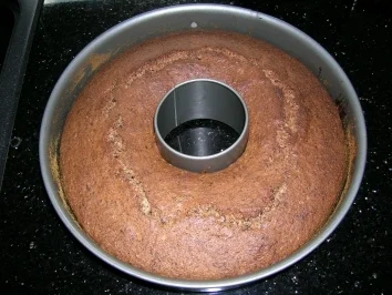 Rum-Nuss-Schokoladenkuchen - Rezept - Bild Nr. 3