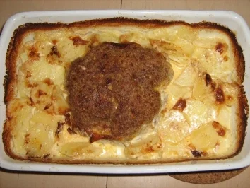 Rezept: Hackbraten-Kartoffelauflauf Hackbraten-Kartoffelauflauf - Rezept