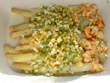 Garnierter Spargel - Rezept