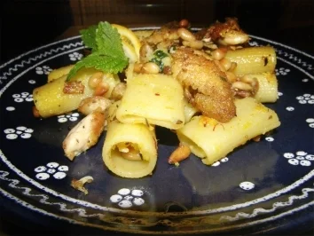 Dattel-Huhn-Nudeln - Rezept