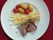 Spargel "Mecklenbecker Art" mit Allerlei von der Wiese - Rezept