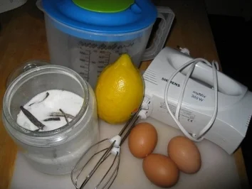 Rezept: Herstellung einer Baiseschale - Körbchen Bild Nr. 3 Herstellung einer Baiseschale - Körbchen - Rezept - Bild Nr. 3