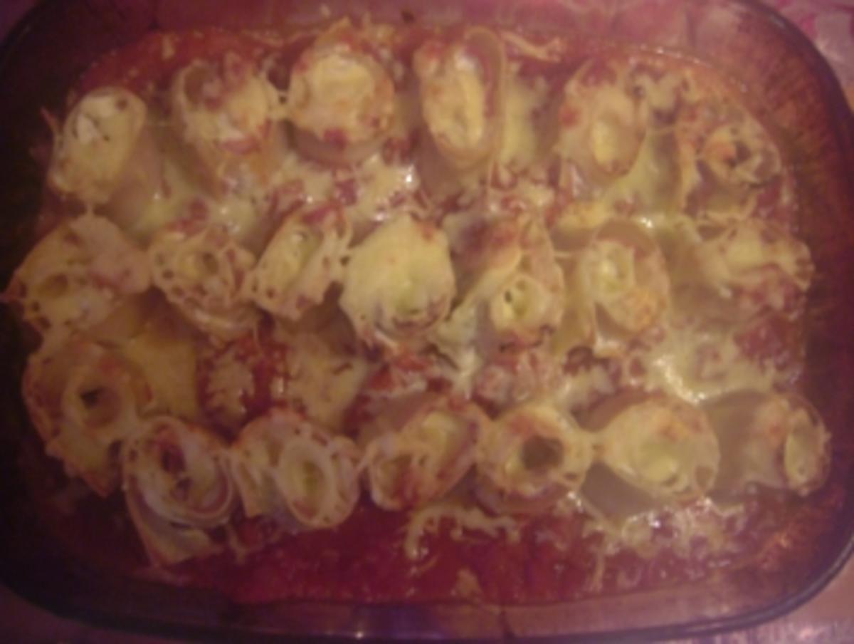 Lasagne-Röllchen mit Ricotta-Schinken-Füllung - Rezept