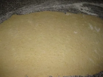 Rezept: Gabi's Rosinen-Zimt-Schnecken Bild Nr. 3 Gabi's Rosinen-Zimt-Schnecken - Rezept - Bild Nr. 3