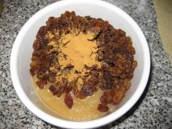 Rezept: Gabi's Rosinen-Zimt-Schnecken Bild Nr. 4 Gabi's Rosinen-Zimt-Schnecken - Rezept - Bild Nr. 4