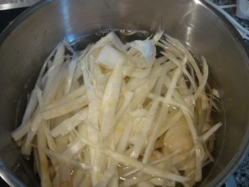 Suppe: Spargelcremesuppe - Rezept