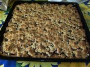 BLECHKUCHEN - Pflaumenkuchen mit Streuseln - Rezept