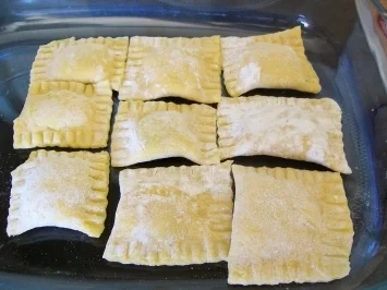 Rezept: Ravioli mit Kartoffel-Gemüse-Füllung Bild Nr. 3 Ravioli mit Kartoffel-Gemüse-Füllung - Rezept - Bild Nr. 3