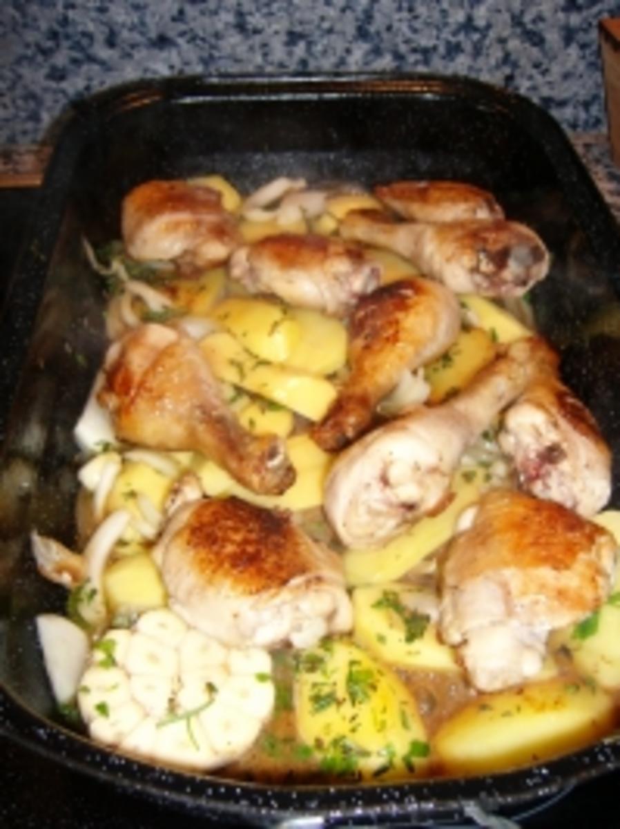 Hähnchen und Kräuterkartoffeln aus dem Ofen - Rezept - Bild Nr. 4