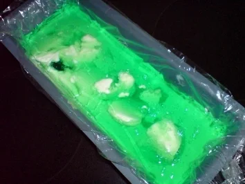 Rezept: "marmoriete Waldmeister-Panna Cotta" Bild Nr. 5 "marmoriete Waldmeister-Panna Cotta" - Rezept - Bild Nr. 5