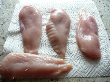 Rezept: Hähnchenbrust mit Tomaten Mozzarella Bild Nr. 4 Hähnchenbrust mit Tomaten Mozzarella - Rezept - Bild Nr. 4