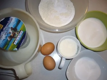 Rezept: schneller Buttermilchkuchen Bild Nr. 2 schneller Buttermilchkuchen - Rezept - Bild Nr. 2