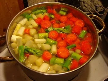 Spargelragout mit Fleischklöschen - Rezept - Bild Nr. 6
