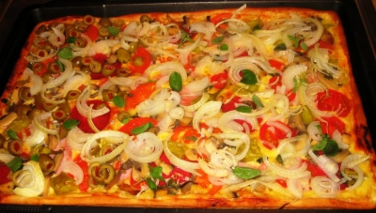Pizza: Lisa's Pizza "Spezial" - Rezept - Bild Nr. 3