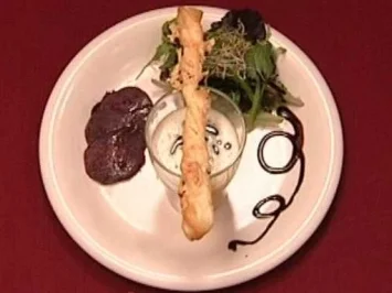 Kürbiscremesüppchen und Rote-Bete-Carpaccio (Tatiani Katrantzi) - Rezept