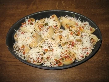 Rezept: Gefüllte Teigmuscheln Bild Nr. 4 Gefüllte Teigmuscheln - Rezept - Bild Nr. 4