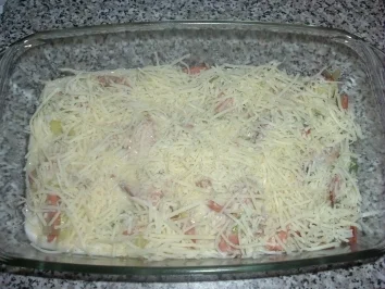 Rezept: AUFLAUF: ÜBERBACKENE BECHAMEL-KARTOFFELN Bild Nr. 4 AUFLAUF: ÜBERBACKENE BECHAMEL-KARTOFFELN - Rezept - Bild Nr. 4