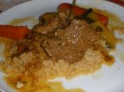 Kuskus mit frischem Gemüse und Lammfleisch - Rezept