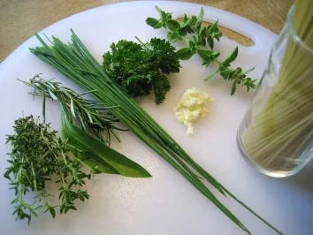 Spaghetti mit frisch gehackten Kräutern ... - Rezept - Bild Nr. 3