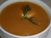 Kartoffelsuppe mit Nordseekrabben und Schmand - Rezept