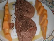 Geeiste Honigmelone mit Bitterschokoladenpudding - Rezept