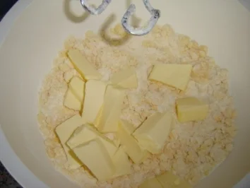 APRIKOSEN-SAHNEQUARK-TORTE - Rezept - Bild Nr. 3