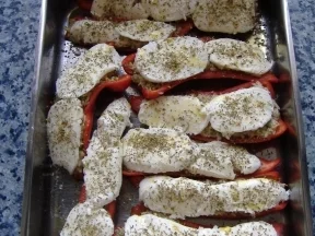 Rezept: Gratinierte Paprika mit Thunfischfüllung Bild Nr. 3 Gratinierte Paprika mit Thunfischfüllung - Rezept - Bild Nr. 3