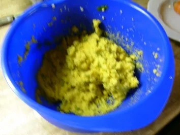 Rezept: Griesklößchensuppe Bild Nr. 2 Griesklößchensuppe - Rezept - Bild Nr. 2