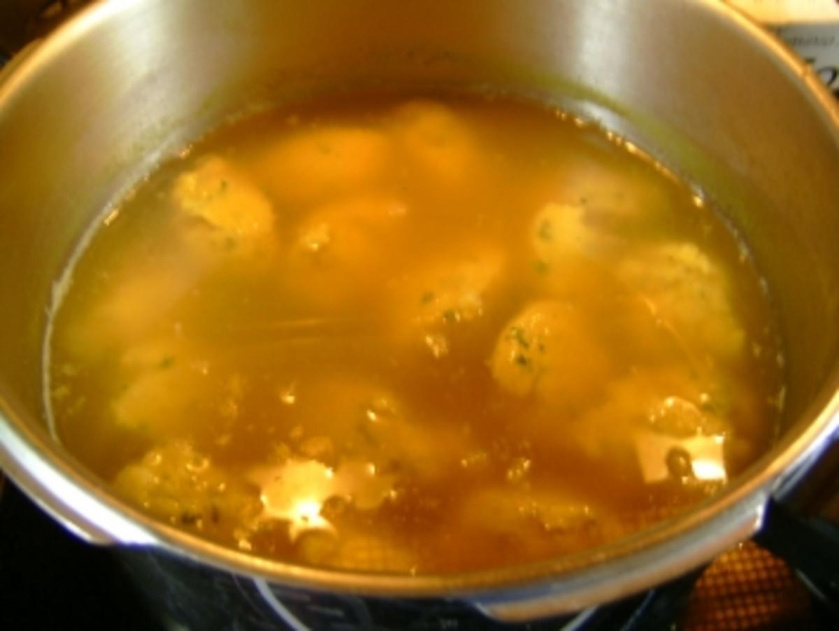 Griesklößchensuppe - Rezept - Bild Nr. 3