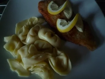 Schnitzel mit selbstgemachten Tortellini - Rezept