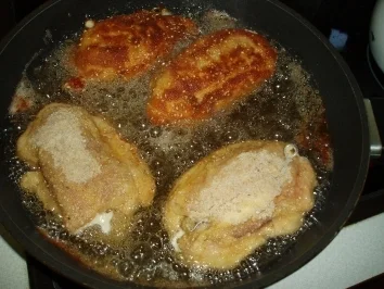 Rezept: Henderlbrust gefüllt in Sesampanade Bild Nr. 3 Henderlbrust gefüllt in Sesampanade - Rezept - Bild Nr. 3