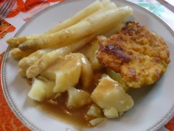 Stangenspargel mit Schnitzel und Salzkartoffeln - Rezept - Bild Nr. 25