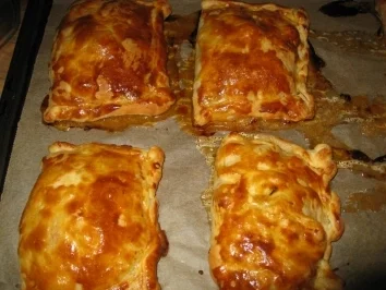 Rezept: Mediterrane Blätterteigtasche Bild Nr. 5 Mediterrane Blätterteigtasche - Rezept - Bild Nr. 5