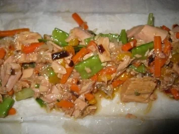 Rezept: Wokgemüse mit Thunfisch im Strudelmantel Bild Nr. 5 Wokgemüse mit Thunfisch im Strudelmantel - Rezept - Bild Nr. 5